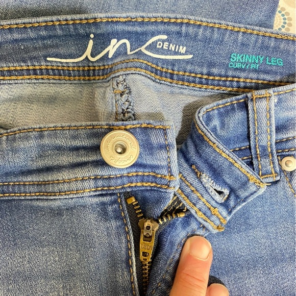 Inc. Denim Lightwash Skinny Leg Curvy Fit Jeans - Picture 5 of 7